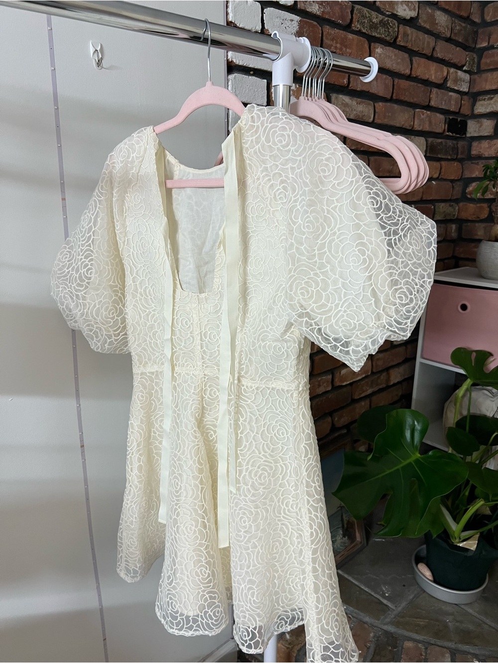 H&M Cream Floral Lace Puff-Sleeve Dress - Picture 8 of 10